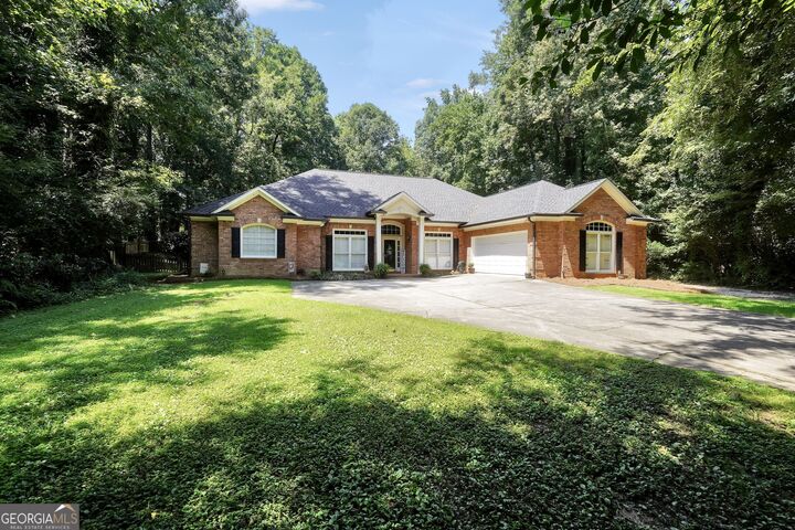 Property Photo:  2434 Creekside Trace  GA 30236 