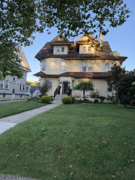 Property Photo:  1007 W 8th St  NJ 07063 