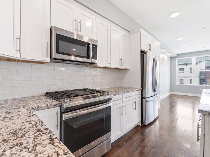 Property Photo: 50 Laidlaw Ave 2 NJ 07306