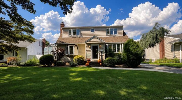 Property Photo:  3995 New Road  NY 11783 