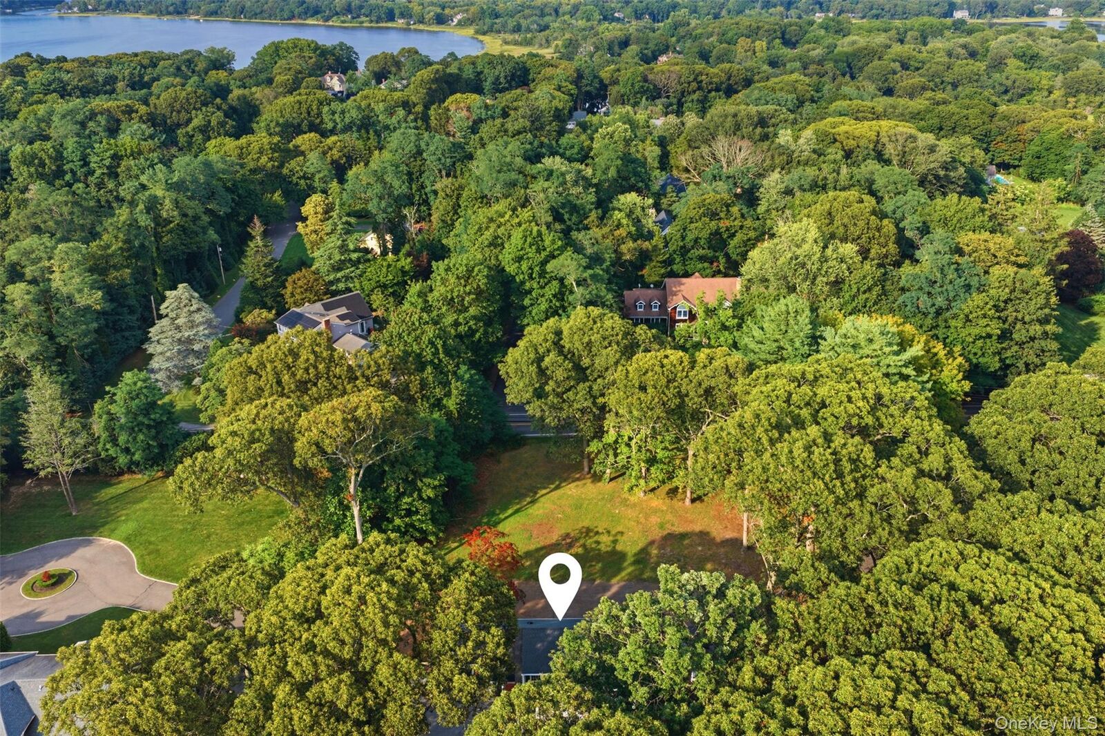 Property Photo:  34 Old Field Road  NY 11733 