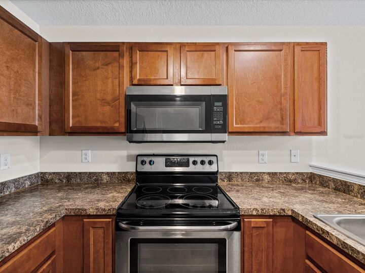 Property Photo:  7454 Mohawk Trail  FL 34606 