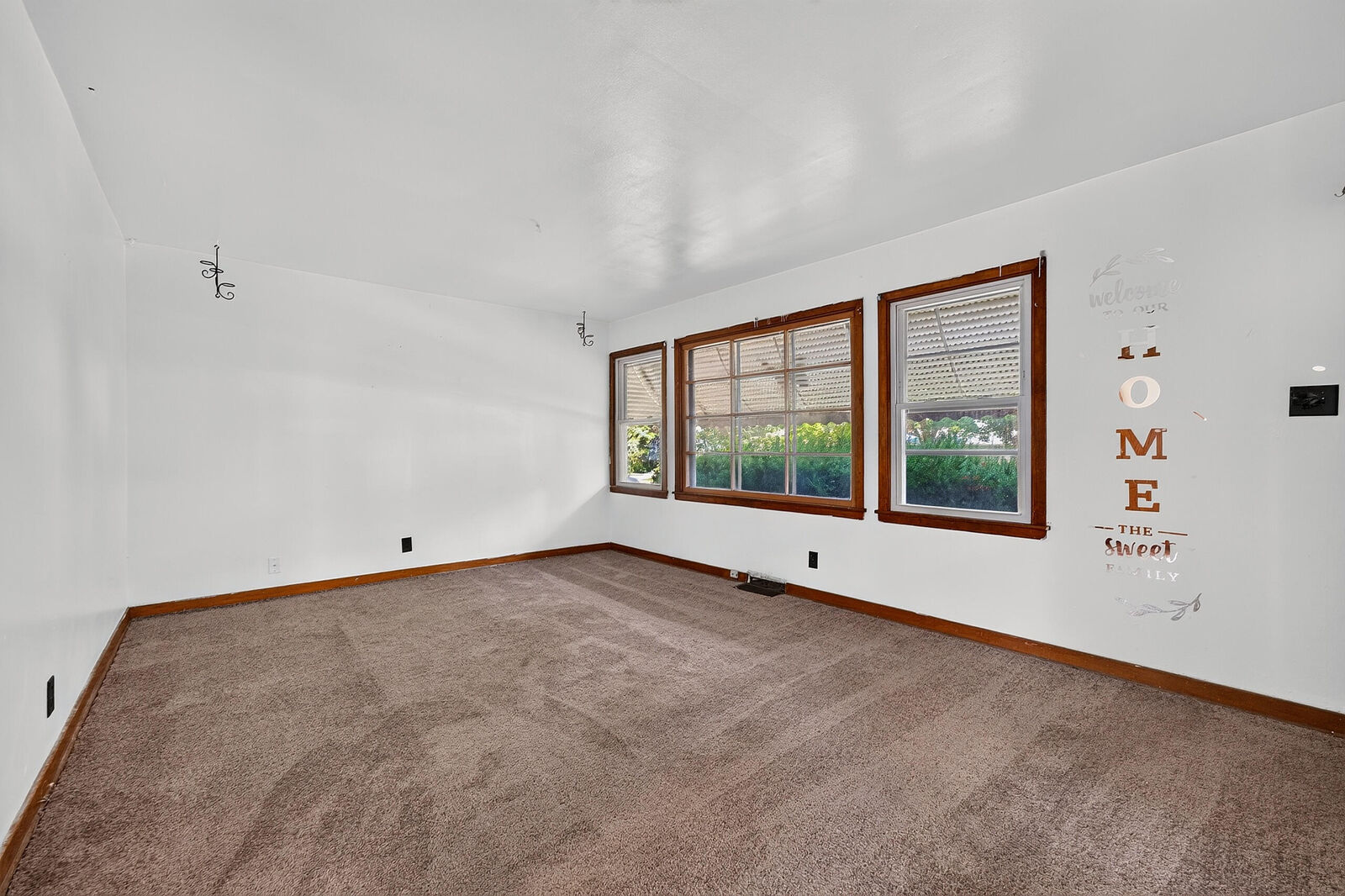 Property Photo:  5809 N 36th St  WI 53209 
