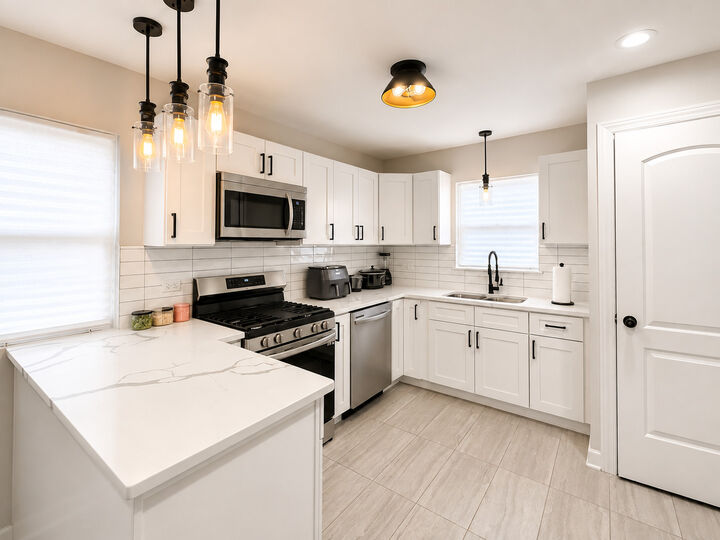 Property Photo: 12520 S Yale Avenue IL 60628