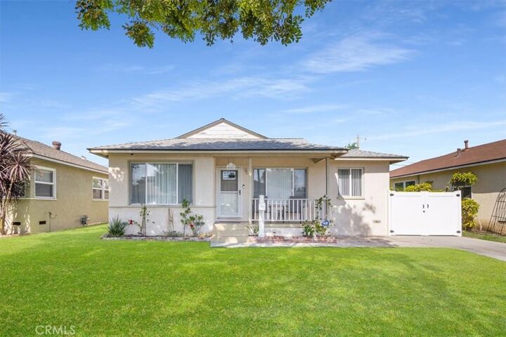 Property Photo: 4647 Dunrobin CA 90713