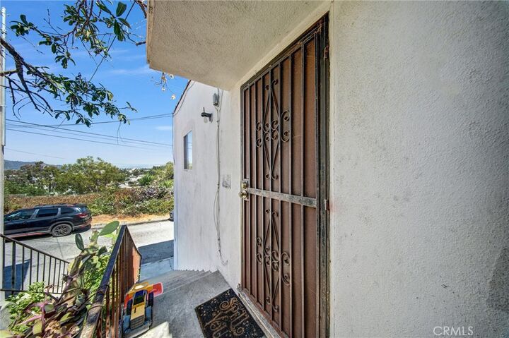 Property Photo: 3064 Isabel CA 90065