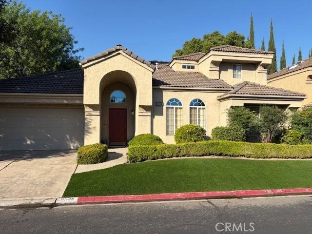 Property Photo:  9546 N Senator Drive  CA 93720 