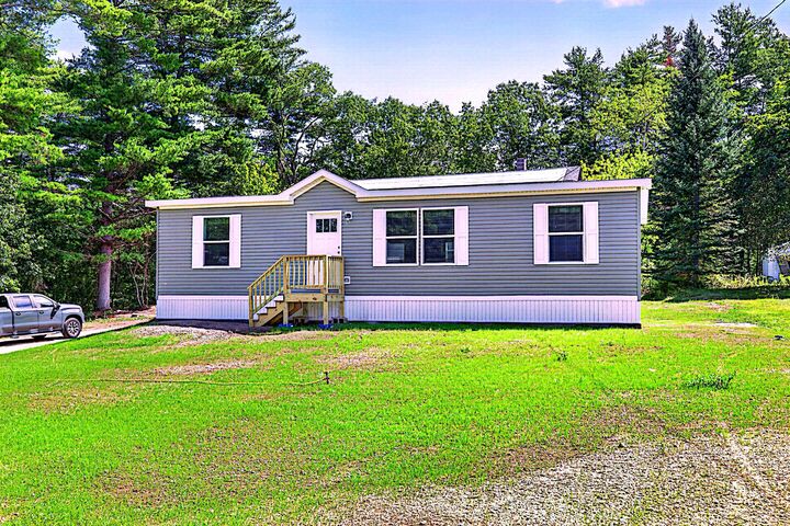 Property Photo: 15 Stevens Street ME 04073