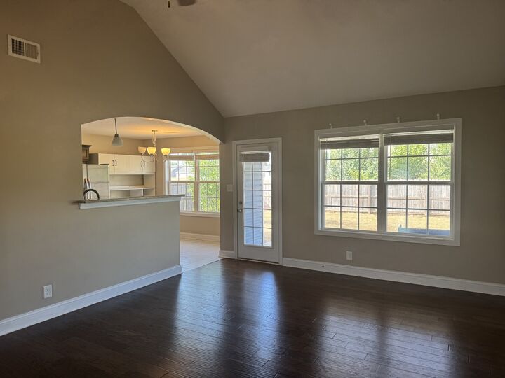 Property Photo:  116 Ambridge St  KY 42262 