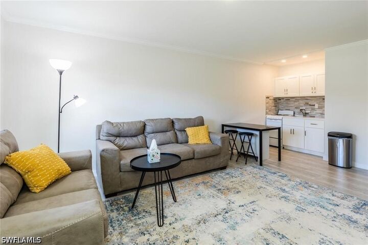 Property Photo:  235 Seaview Court B3  FL 34145 