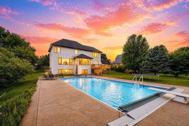Property Photo:  9140 Heritage Way  MN 55125 