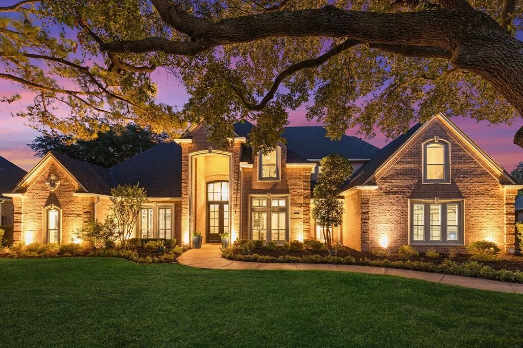 Property Photo:  1415 Bent Creek Drive  TX 76092 
