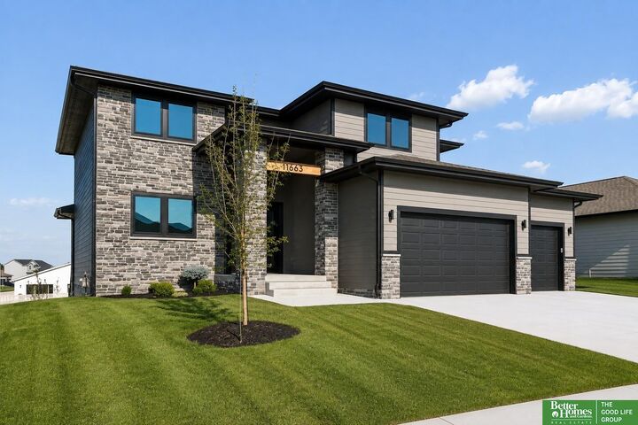 Property Photo:  11663 S 123rd Avenue  NE 68046 