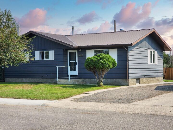 Property Photo: 5122 5th Street W AB T0L 0T0