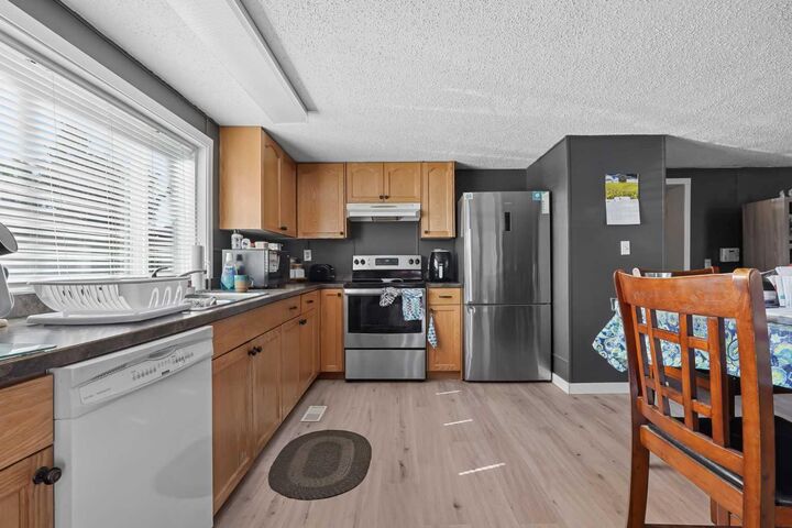 Property Photo:  5301 2 Street 12  AB T0L 0V0 
