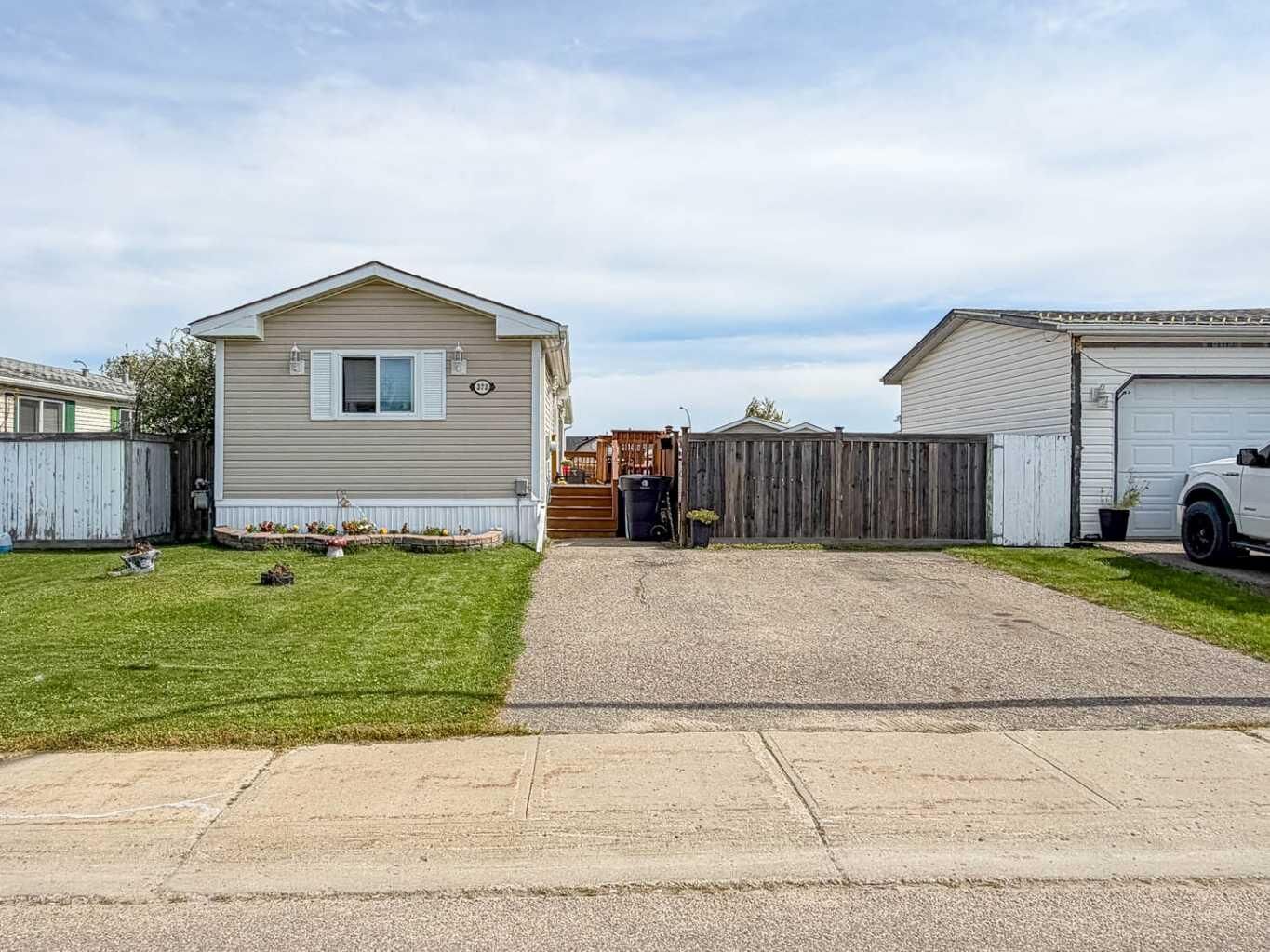 Property Photo:  373 Harpe Drive  AB T9K 2L6 
