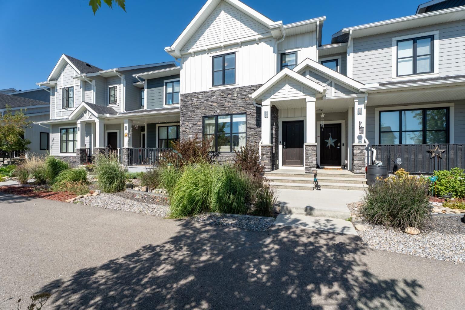 Property Photo:  44 Darcy Boulevard  AB T1S 5S7 