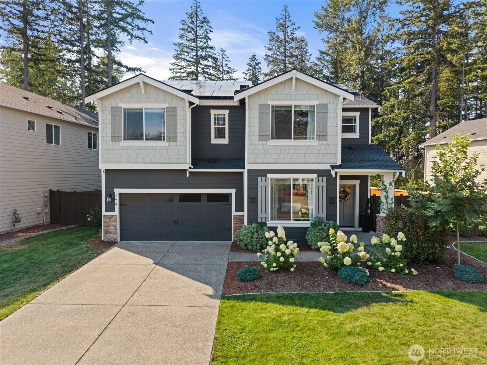 Property Photo:  17614  Crossing Dr  E  WA 98374 