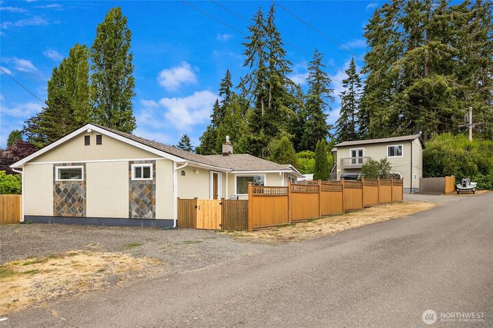 Property Photo: 26107 James Lane NE WA 98346