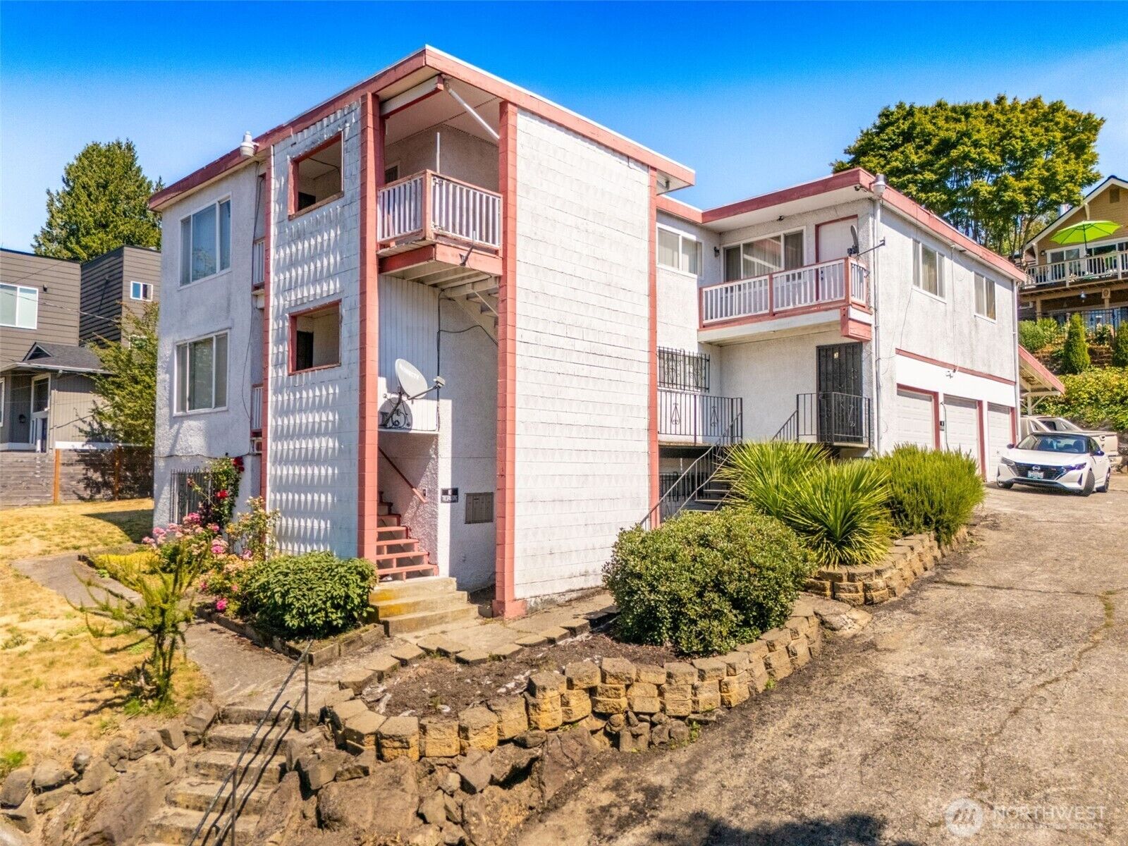 Property Photo:  812  29th Avenue S  WA 98144 