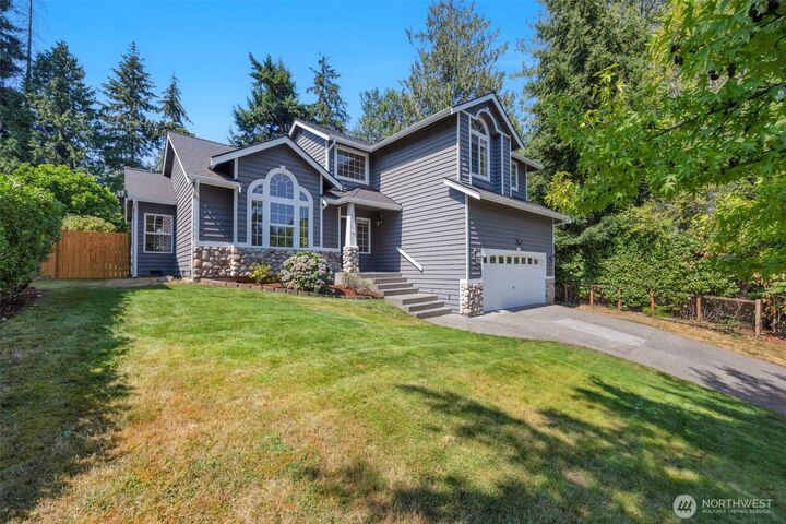 Property Photo: 5226 Narbeck Avenue WA 98203