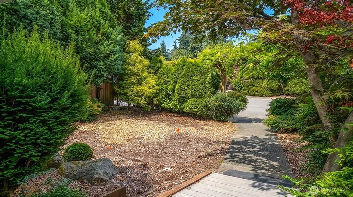 Property Photo:  10923 NE 120th Street  WA 98034 