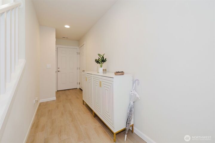 Property Photo:  6480  Halyard Circle SE  WA 98367 