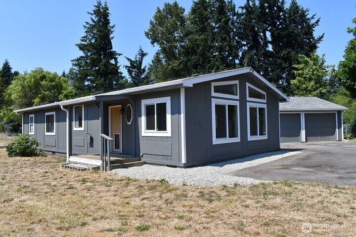 Property Photo:  16119  85th Court SE  WA 98597 