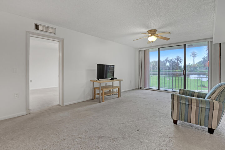 Property Photo: 2621 Village Boulevard 203 FL 33409