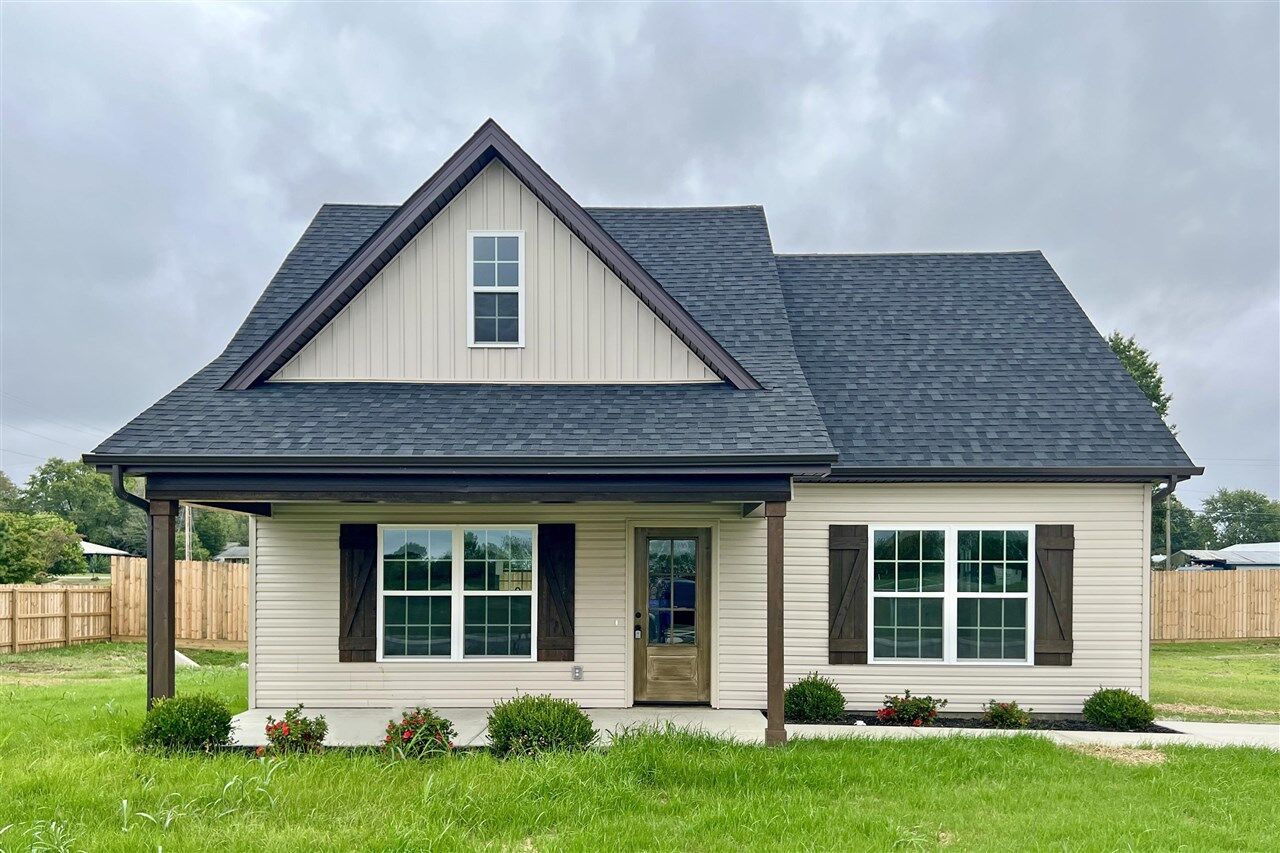 Property Photo:  1101 Brook Court Lot 1  KY 42134 
