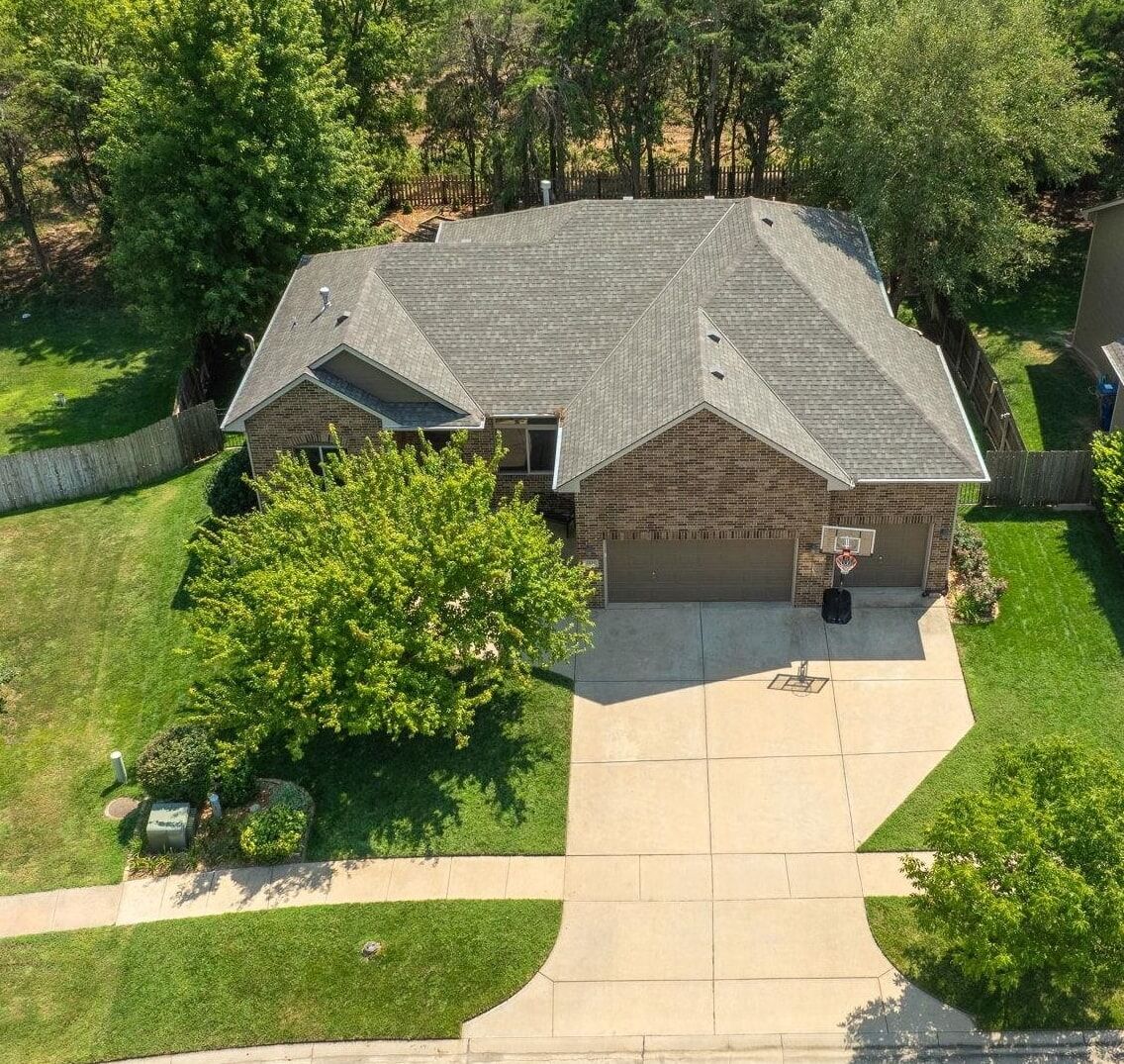 Property Photo:  1431 E Summerlyn  KS 67037 
