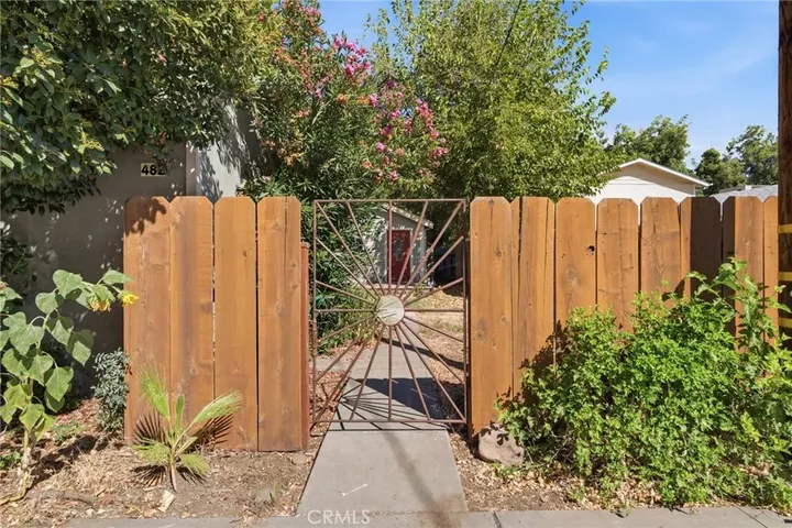 Property Photo:  482 East 5th Avenue  CA 95926 