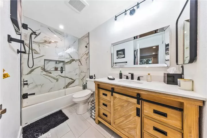Property Photo:  22232 S Vermont Avenue 104D  CA 90502 