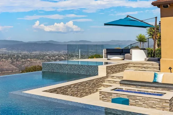 Property Photo:  18338 Avenida Apice  CA 92067 