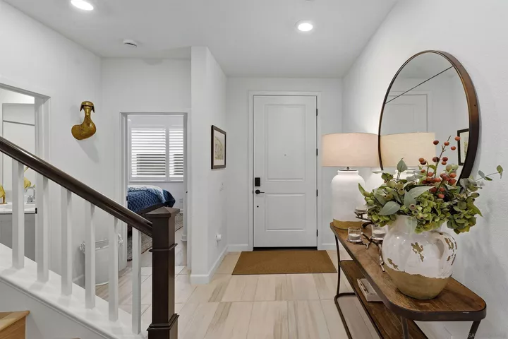Property Photo: 11321 Jacob Ln CA 92129