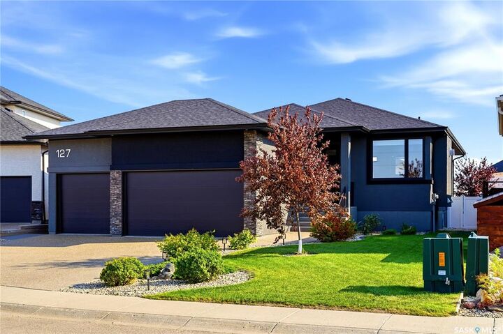 Property Photo:  127 Vestor Drive  SK S0G 3Z0 
