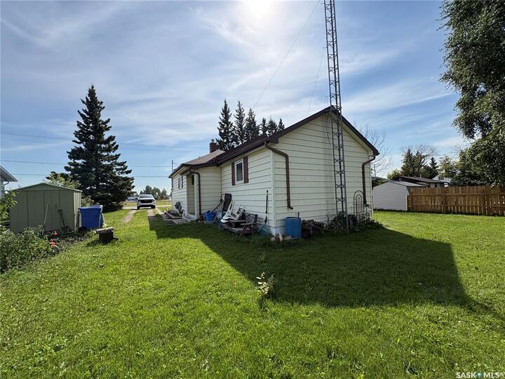 Property Photo:  114 Road Avenue  SK S0A 2A0 