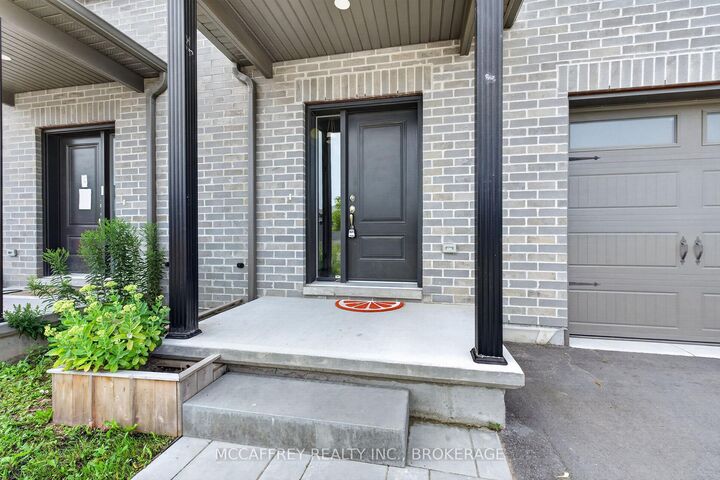 Property Photo: 8 Allen Street ON K0K 2T0