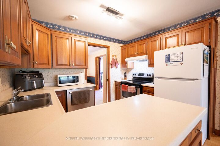 Property Photo: 12 Robert Street ON P0A 1Z0