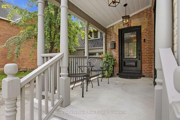 Property Photo: 26 York Street ON L0E 1E0