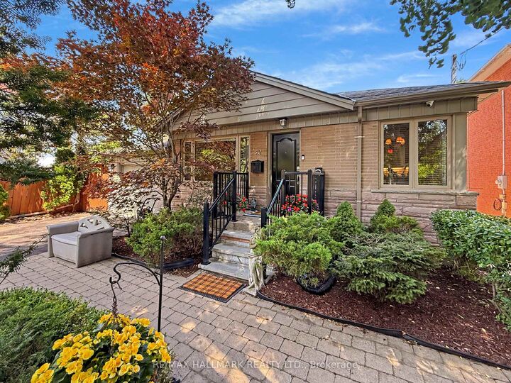 Property Photo: 52 Colonel Danforth Trail ON M1C 1R1