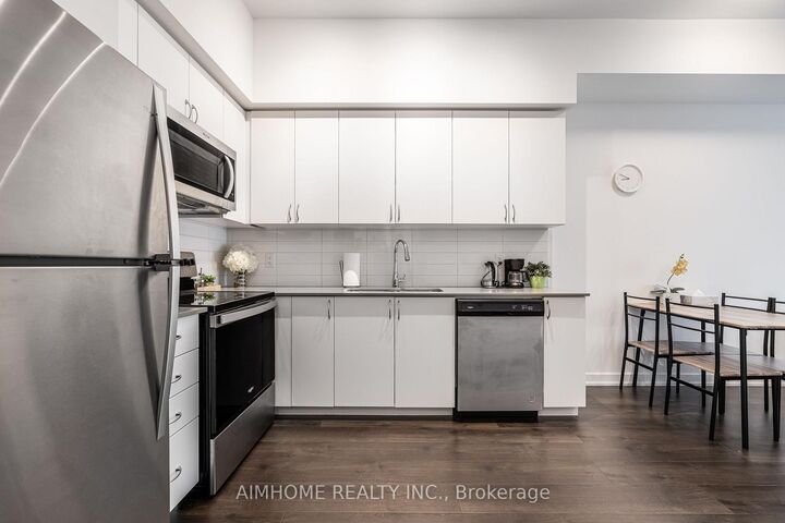 Property Photo: 56 Lakeside Terrace 1203 ON L4M 0L4