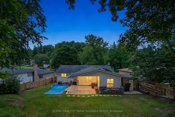 Property Photo:  197 Kribs Street  ON N3C 2L9 