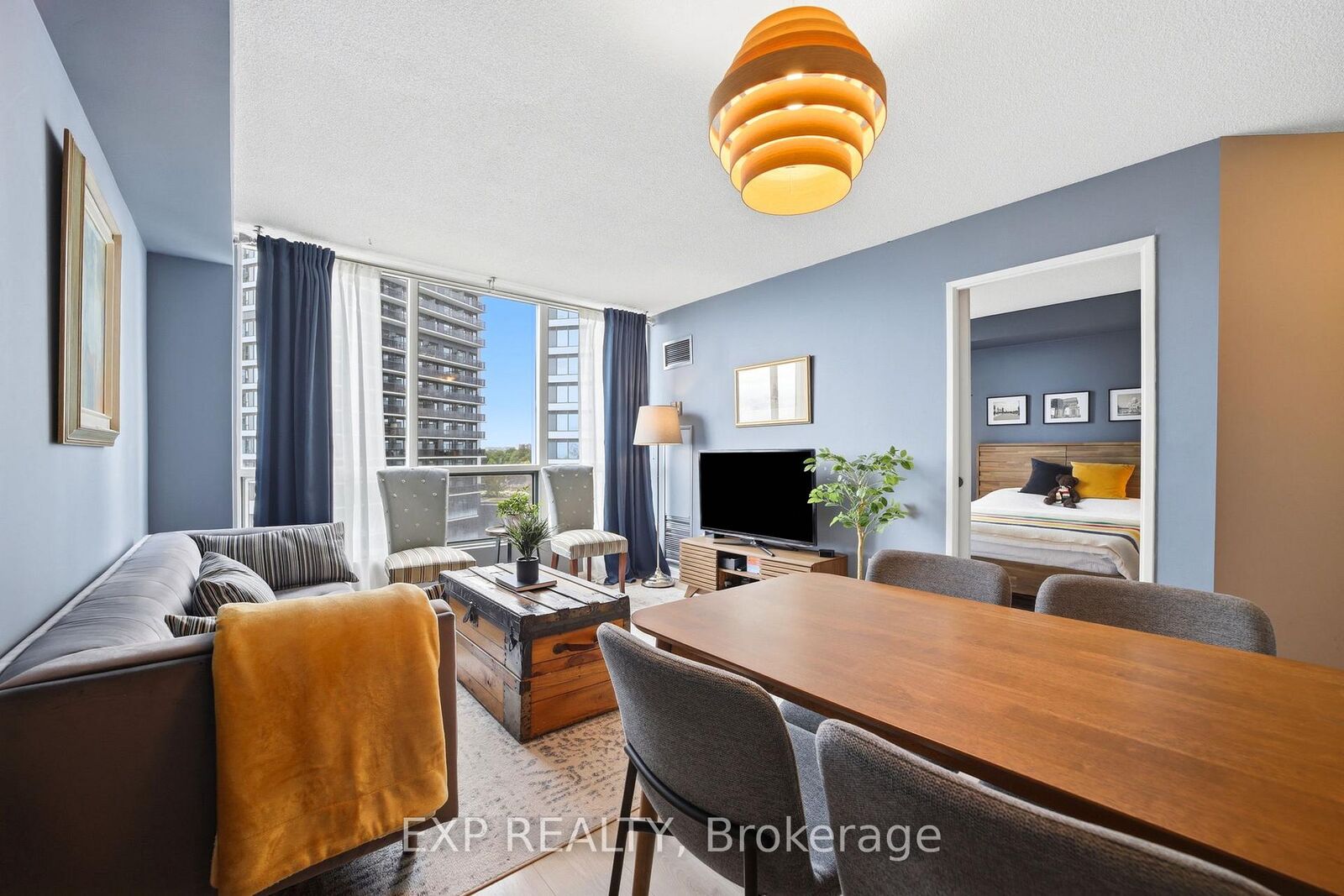 Property Photo: 101 Subway Crescent 1001 ON M9B 6K4