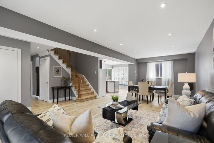 Property Photo: 2055 Hunters Wood Drive ON L7M 2T9