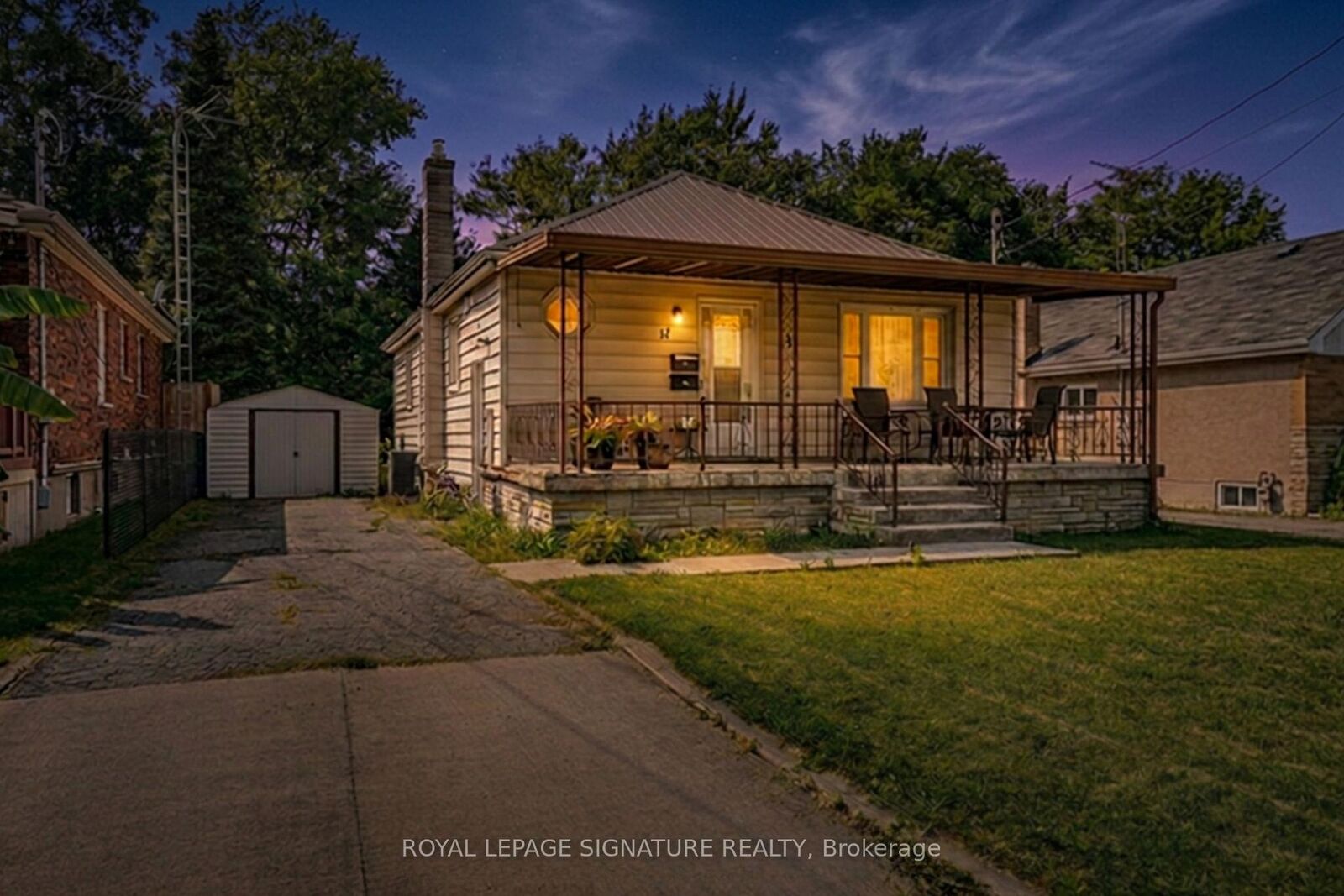 Property Photo:  17 Prestwick Avenue Bsmt  ON L2P 2E5 