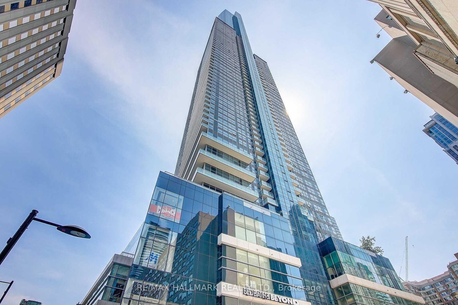 Property Photo:  386 Yonge Street 1223  ON M5B 0A5 