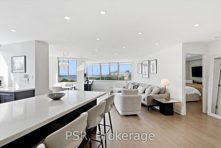 Property Photo: 270 Queens Quay W 702 ON M5J 2N4