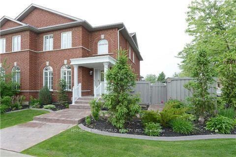 Property Photo:  100 Castle Park Boulevard  ON L4H 2R7 