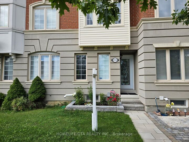 2532 Bur Oak Avenue — photo 1